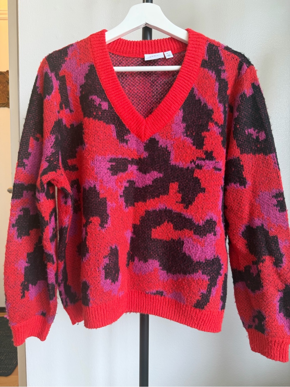 VILA Red, Pink & Black Abstract V-Neck Sweater